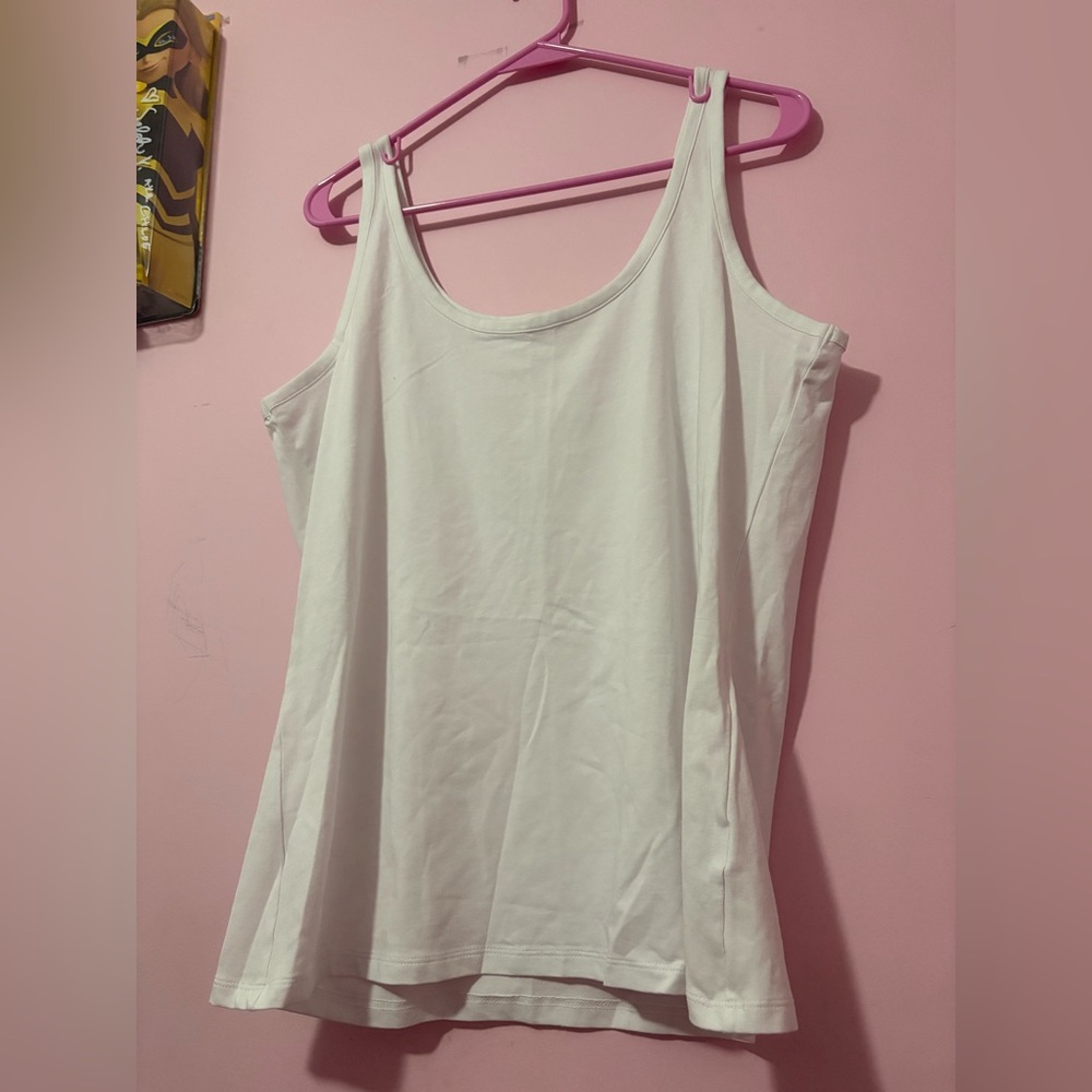 ⭐️Classic White Tank Top old navy XL Tall